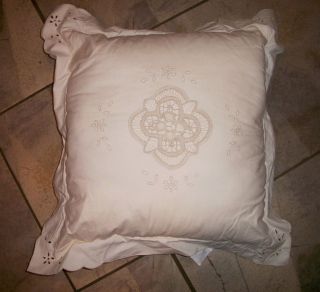 328 Keeco Off white Battenburg Lace 18 X 18 Bed Throw Pillow with
