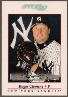 Roger Clemens, Yankees   2001 Studio Private Signings 5x7   Short