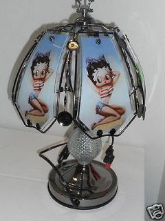 NEW BETTY BOOP 16 6 Glass Panels Touch Me Lamp NWT Free Shipping