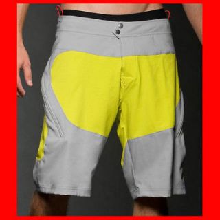 mountain bike shorts in Mens Clothing