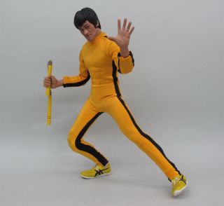 Toy 1:6 Bruce Lee Yellow Kung Fu Suit + Shoes + Wooden Nunchaku
