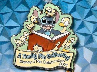 STITCH WITH DUCKS FAMILY PIN GATHERING LE 1000 DISNEY WDW PINS