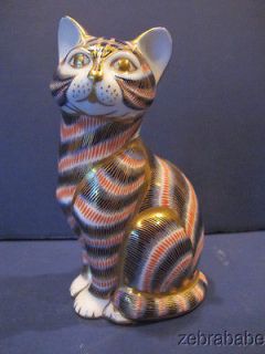 Vintage Royal Crown Derby Cat Figurine Imari