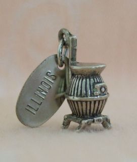 Vintage ILLINOIS POT BELLY STOVE Sterling Silver 3D Charm