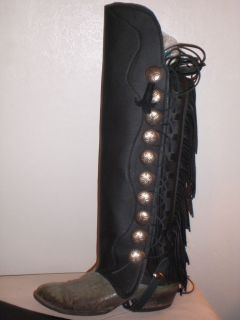 BOTAS/BOOT CHAPS/SASS/CHI NKS/CAS/COWBOY /COWGIRL/NEW