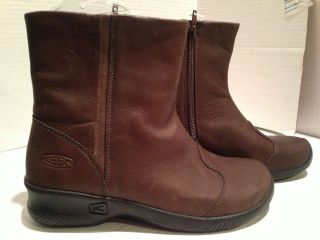NEW Womens Keen US Size 7 EU 37.5 FERNO LOW Fashion Boots Chocolate