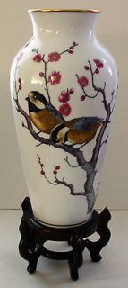 RYU Signed Cherry Blossom Finch Fine Porcelain vase / Franklin Mint
