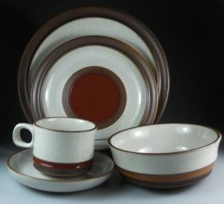 DENBY POTTERS WHEEL RUST   RED 5 PIECE PLACE SETTINGS INCLUDING CEREAL