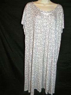 WOMENS PLUS SIZE COMPANY ELLEN TRACY GREY FLORAL NIGHTGOWN 2X 52 BUST