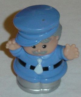 Fisher Price Little People Discovery City Police Officer Policeman