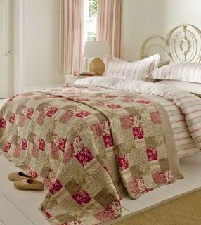 Province Cream Red & Moss Green Striped Duvet Quilt Covers   All Sizes