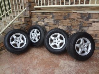 Mercedes ml 16 Wheels and Tires 255 65R16