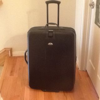 Samsonite Hardside Suitcase with Wheels 30