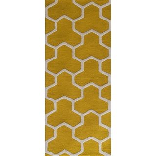 Safavieh Handmade Moroccan Cambridge Geometric pattern Gold/ Ivory Wool Rug (26 X 6)