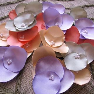 Clover Shaped Handmade Petals With White Pearl in Center   Pack of 50 Pieces (More Colors)