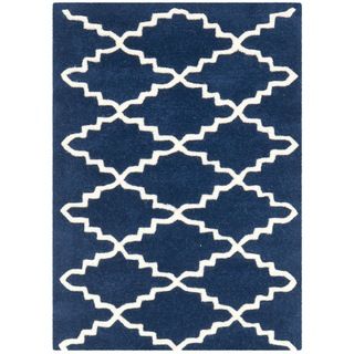 Safavieh Handmade Moroccan Chatham Geometric pattern Dark Blue/ Ivory Wool Rug (23 X 5)